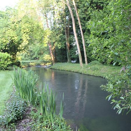 Bed and Breakfast Les Rives De L'Andelle Romilly-sur-Andelle Exterior foto
